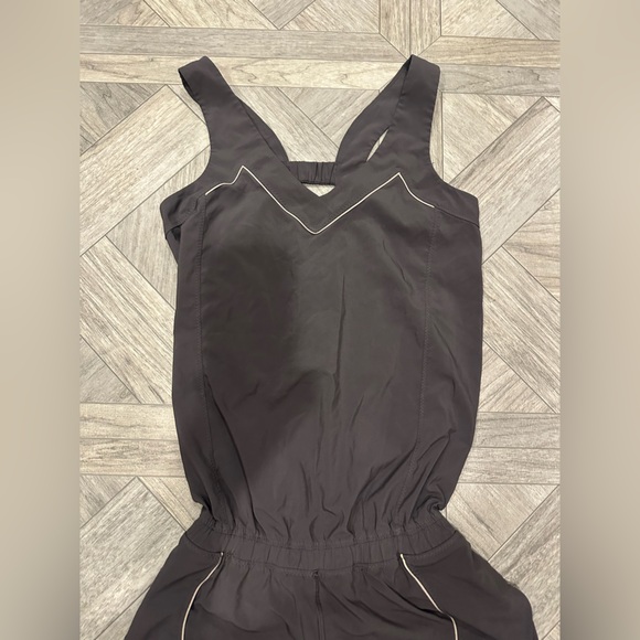 Lululemon Speedy Runsie romper - Picture 3 of 7